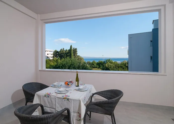 Luxury Near The 4* Split