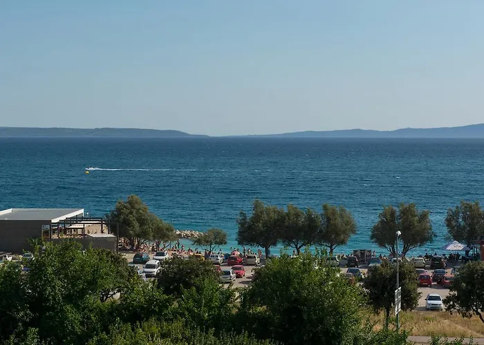 Luxury Near The 4* Split