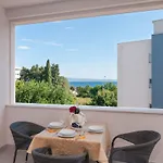 Gostinjska kuća Luxury Near The Beach Split